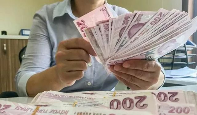 2024’te en düşük emekli maaşı ne olacak? İktidarın yeni rakamları gündemde…