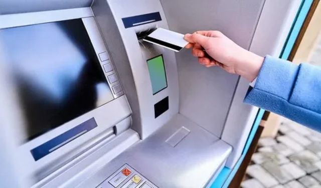 Yarın başlıyor: ATM’ye kartınızı takarsanız bu mesajla karşılaşacaksınız!