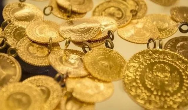 Altın fiyatları dalgalanıyor: Yatırımcılar fed kararını bekliyor…