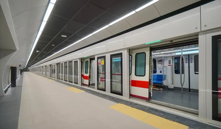 1 Mayıs'ta İstanbul'da Hayat Duracak; Yollar, Metrolar Kapatılacak